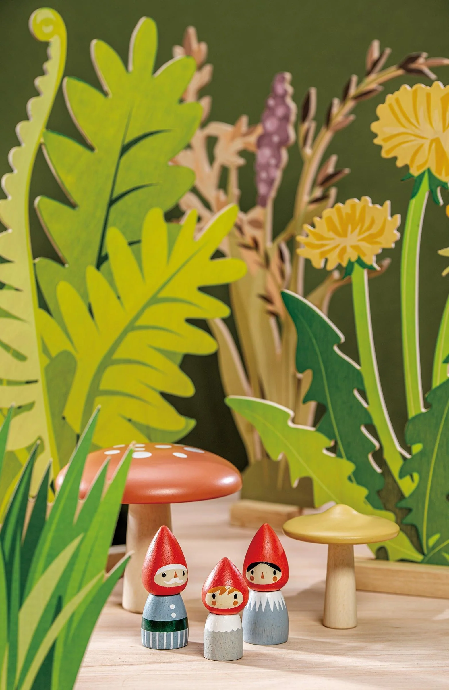 Tender Leaf Wooden Toys, Woodland Gnome Family - Image 9